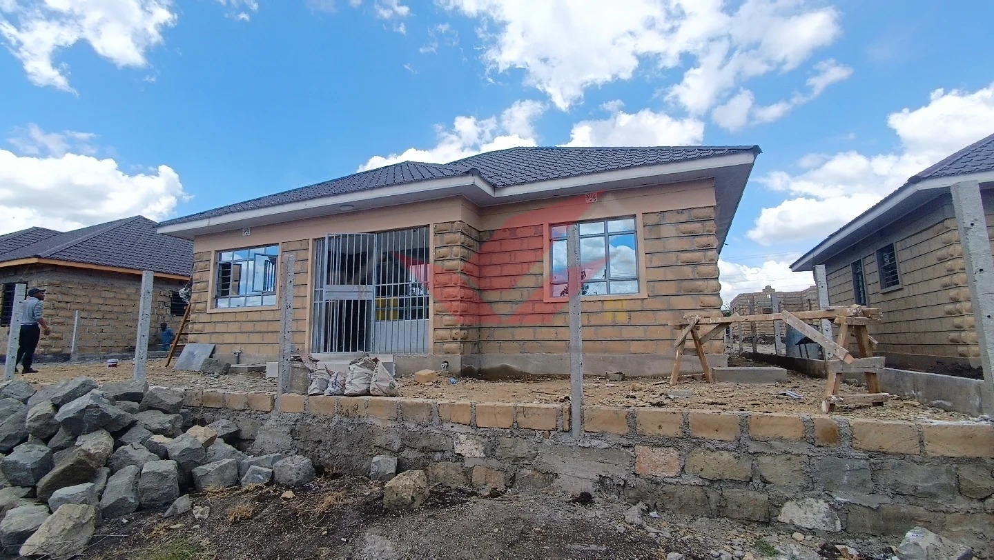 Spectacular All-Ensuite 3-Bedroom Bungalow for Sale in Kitengela Acacia -- Prime Location, Just 450m from Tarmac Location: Acacia, Kitengela Price: Kes 7 Million Contact: (+254) 732675057 [WhatsApp](https://wa.me/254732675057) ### Affordable and Convenient Bungalow in Kitengela's Premier Gated Community This stunning 3-bedroom all-ensuite bungalow, located in the highly sought-after Acacia area of Kitengela, offers both comfort and strong investment potential. Only 450 meters from the tarmac, this prime property is perfect for families, expatriates, and investors alike, with an estimated rental yield of Kes 45,000 per month. ### Property Features: - Prime Location: Just 450 meters from the main road, offering easy access without compromising on peace and privacy. - Modern All-Ensuite Design: Every bedroom is ensuite, providing comfort and privacy for all residents. - Spacious Layout: Includes a large sitting lounge, dining area, and an open-plan kitchen ideal for entertaining. - Functional Additions: Pantry and dedicated laundry area, adding practicality to daily living. - Gated Community Living: Secure gated estate with 12 units, ensuring a close-knit and secure environment. - Full Utilities: Enjoy uninterrupted 24/7 water and electricity supply. - Freehold Title Deed: Each bungalow comes with its own freehold title, giving you complete ownership and long-term security. - Plot Size: Each unit sits on a generous 50x100 plot, providing ample outdoor space. ### Flexible Payment Plans: - Cash Purchase: Full payment option - Installments: Book now and pay the balance within 3 months - Mortgage: Easy mortgage options available to suit your needs ### Why Buy in Kitengela, Acacia? Acacia in Kitengela is a thriving residential area, well-regarded for its serene atmosphere, proximity to Nairobi, and rising property values. With schools, hospitals, and shopping centers close by, Kitengela is a prime choice for both local and diaspora buyers seeking high-quality, affordable housing. ### Book Your Private Tour Today Don't miss this opportunity to own a modern bungalow in a growing neighborhood. Call us today for more information or to schedule your viewing. ️ Call or WhatsApp: (+254) 732675057 OR Https://wa.me/254732675057 #KitengelaBungalow #BungalowForSaleKenya #RealEstateInvestment #AffordableHousingKenya #PrimePropertyKitengela #KenyaRealEstate #GatedCommunityLiving #OwnYourHomeKenya #AllEnsuiteHomes #KitengelaRealEstate #AcaciaHomes #NewHomeKenya #ModernLivingKitengela #InvestInKitengela #KenyaDiasporaInvestments #SecureCommunity #FamilyHomesKenya #KenyaPropertyDeals #PrimeHomesKenya #KitengelaProperties #DiasporaPropertyKenya #GatedCommunityKenya #KenyaRealEstateMarket