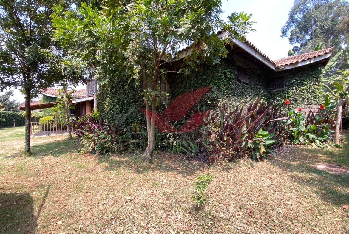 🏡 PRIME BUNGALOW FOR SALE – KAREN (Commercial Zone) 7-Bedroom Prime Bungalow for Sale in Karen – Commercial Zone | Half Acre Corner Plot | Ideal for Redevelopment or Investment A rare opportunity to own a prime property in the heart of Karen’s commercial zone, just off Karen Road. This 7-bedroom all-ensuite bungalow sits on ½ an acre corner plot within a secure gated community – ideal for both residential and commercial investment. 💎 Property Highlights: * 7 Spacious Ensuite Bedrooms * Elegant lounge & dining area leading to a modern kitchen * ½ Acre Corner Plot – prime for redevelopment or commercial use * Backup generator, water & electricity readily available * Ample security within a gated community * Approved change of user to commercial 📍 Location Advantages: * In Karen’s commercial zone, off Karen Road * Close to The Hub, Waterfront Mall, Karen Shopping Centre * Near top schools, Karen Country Club, and entertainment hubs 💰 Price: Ksh 90M (Reserve Price) 📞 Call/WhatsApp: 0732675057 👉 [Click to WhatsApp](https://wa.me/254732675057) ✨ Why This Property? Perfect for offices, institutions, boutique hotel, medical facility, or luxury redevelopment in Nairobi’s most prestigious suburb. 📢 Book a viewing today and secure this prime Karen property! #KarenPropertyForSale #KarenCommercialZone #RealEstateKenya #KarenHomes #InvestmentOpportunityKenya #KarenLiving #PrimePropertyKenya #NairobiCommercialProperty