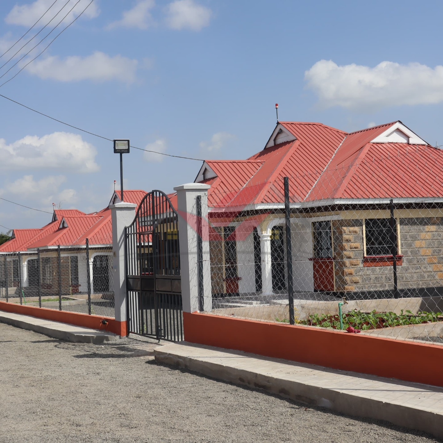 ## 🏡 Beautiful 3-Bedroom All-En-suite Bungalow for Sale in Kitengela – Acacia Area | KES 7.5M Looking for a modern, affordable, and stylish home in one of Kitengela’s most sought-after locations? Welcome to this beautiful 3-bedroom all-en-suite bungalow for sale in Acacia, Kitengela, offering the perfect blend of comfort, privacy, and investment value — just a short drive from Nairobi CBD. Set within a gated community of only 8 homes, each unit sits on a full 50x100 plot with a title deed, ensuring space, security, and guaranteed ownership. Designed with elegance and practicality in mind, this home delivers everything a modern family needs — from spacious living areas to luxurious finishes and a secure, serene neighborhood. ### ✨ Property Features * 🛏 3 Bedrooms – All En-suite + 1 Shared Bathroom * 🛋 Spacious Lounge and Dining Area with natural lighting * 🍳 Modern Granite-Finished Kitchen with quality fittings * 🧺 Laundry Area + Servant Quarters for convenience * 🌳 Private Garden + Parking for 4 Vehicles * 🧱 Full 50x100 Plot with Freehold Title Deed ### 📍 Location Benefits * 🚗 Only 800 meters from Namanga Road – easy access to Nairobi and major amenities * 🏘 Secure Gated Community with 24/7 security and private access * 🏫 Close to schools, hospitals, supermarkets, and churches * 🌆 Peaceful Acacia neighborhood surrounded by fully developed homes This Kitengela Acacia bungalow offers unbeatable value at KES 7.5M, with flexible payment options, mortgage, and cash purchase accepted. Ideal for first-time homeowners, young families, or investors seeking rental income in a fast-growing suburb. ### 💼 Investment Advantage Kitengela continues to be a hotspot for real estate investment, thanks to its connectivity, infrastructure growth, and peaceful suburban lifestyle. Owning a ready home in Acacia is a smart step toward financial security and modern living. 📞 Call / WhatsApp: [0732 675057](https://wa.me/254732675057) 💰 Price: KES 7.5M (Flexible Payment Plan Available) Kitengela homes for sale, affordable homes Kenya, bungalows for sale in Kitengela, Acacia Kitengela property, 3 bedroom house Kitengela, Kitengela real estate, Nairobi affordable homes, Kenya property investment, homes with title deeds Kenya, gated community Kitengela #KitengelaHomes #AffordableHomesKenya #BungalowForSale #KitengelaProperty #RealEstateKenya #AcaciaKitengela #InvestInKenya #NairobiHomes #KenyaRealEstate #ModernHomesKenya #DiasporaInvestmentsKenya #KitengelaLiving #DreamHomeKenya #PropertyInvestmentKenya #HomesForSaleKenya #GatedCommunityHomes #NairobiAffordableHomes