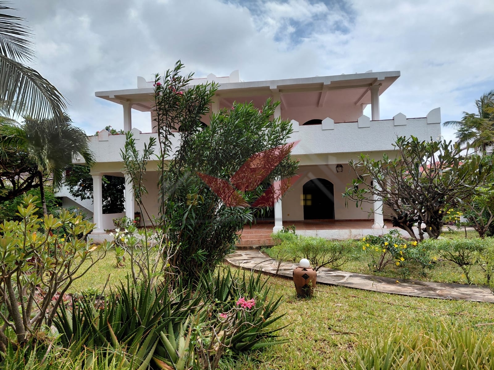 FOR SALE -- Elegant 4-Bedroom House on ½ Acre Plot 3-Minute Walk to Watamu Beach KES 45M (Negotiable)