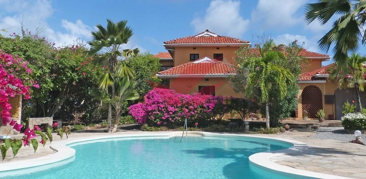 Luxury beachfront villa for sale in Watamu, Kenya overlooking the Indian Ocean
