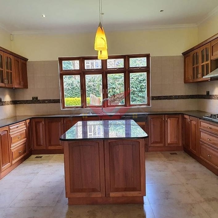 Explore this elegant 5-bedroom all-ensuite home for sale in Windyridge, Karen. Set on 0.5 acres in a secure gated community with pool, clubhouse, DSQ, and 24/7 security.