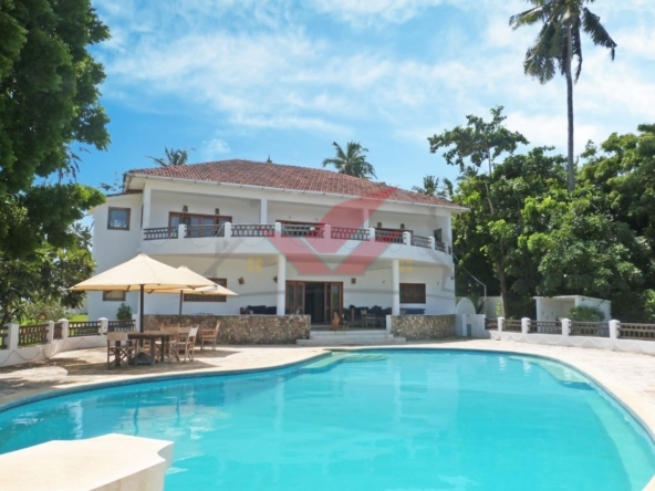 Stunning 4 Bedroom Lakeside Villa for Sale in Watamu | Prawn Lake | KSh 55M