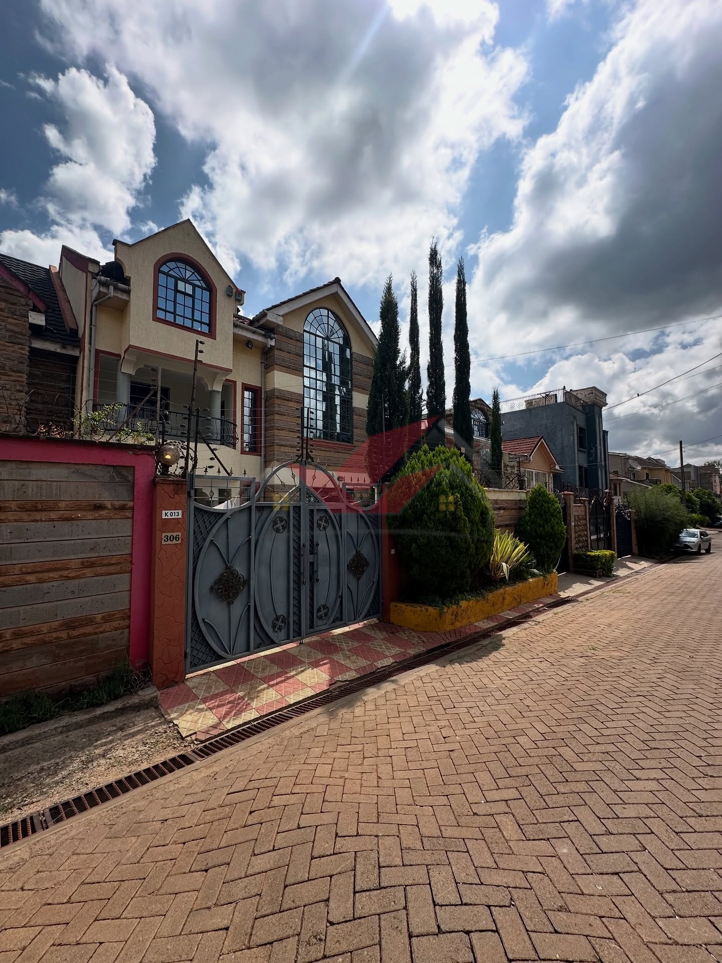 Modern 6 bedroom maisonette for sale in Langata Nairobi near Wilson Airport and Bomas of Kenya.