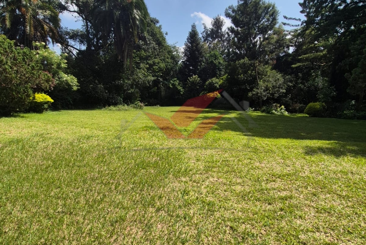 Premium 0.5 acre residential plot with ready title deed in Loresho near Waiyaki Way.