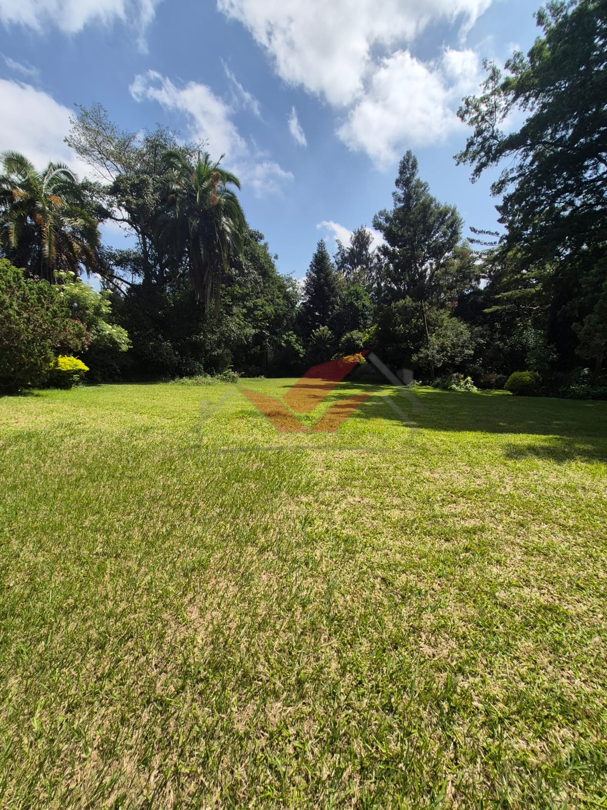 Premium 0.5 acre residential plot with ready title deed in Loresho near Waiyaki Way.