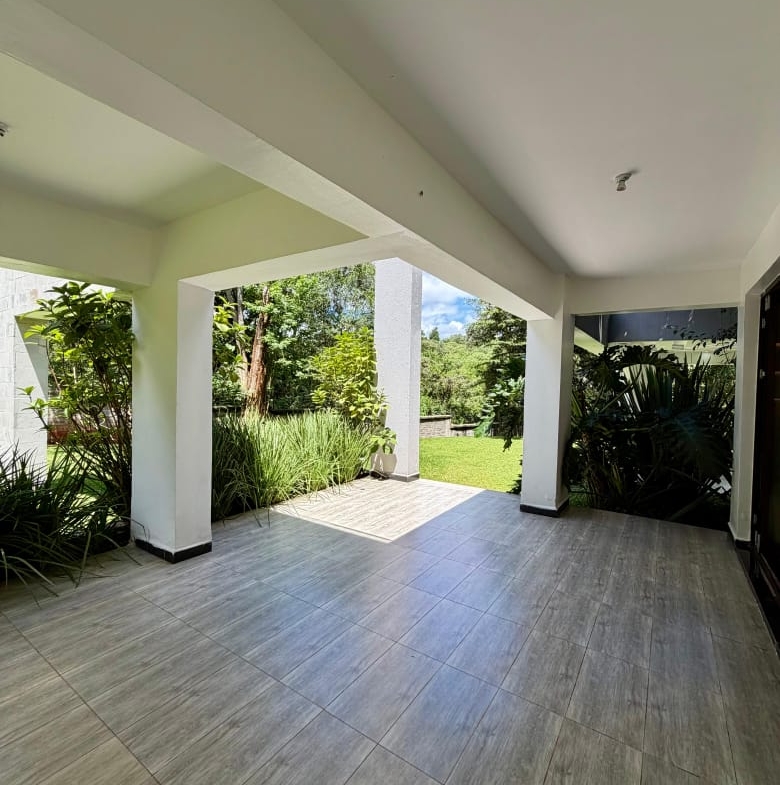 5 Bed Luxury House for Sale in Karen, Nairobi | 140M KES